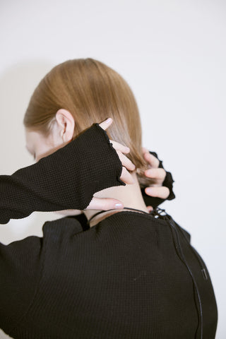 《予約》LACE UP THERMAL TOPS