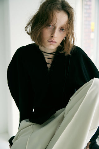 《追加予約》FOLD LACE UP TOPS