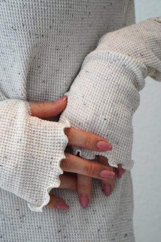 《予約》LACE UP THERMAL TOPS