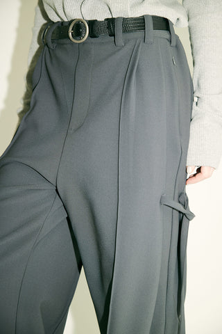 《予約》UNWIND TUCK PANTS