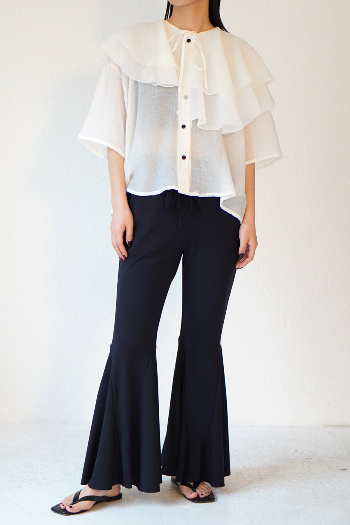 SALE》LAYERED FRILL BLOUSE (40%OFF) – SOLOV