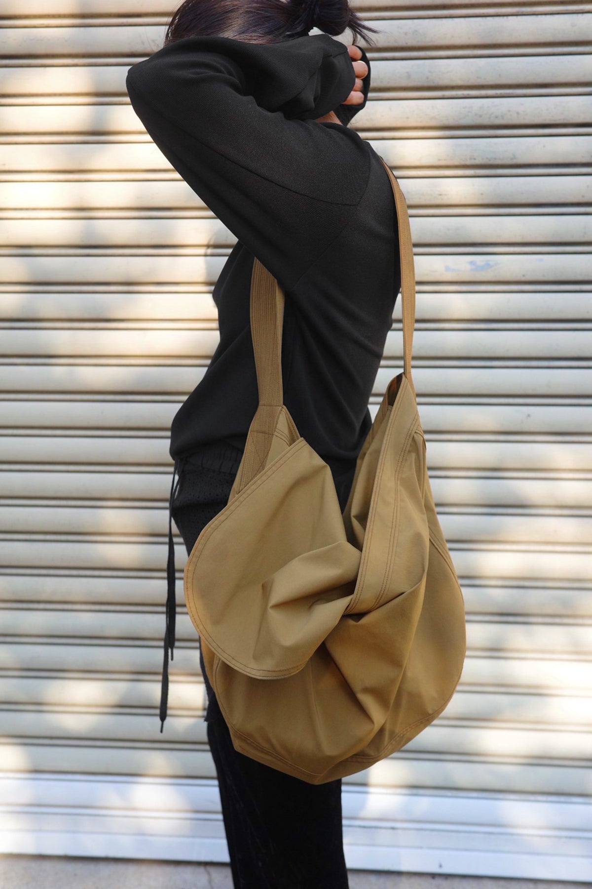 バッグ SOLOV WATERPROOF MESSENGER BAG 予約》WATERPROOF MESSENGER BAG – SOLOV