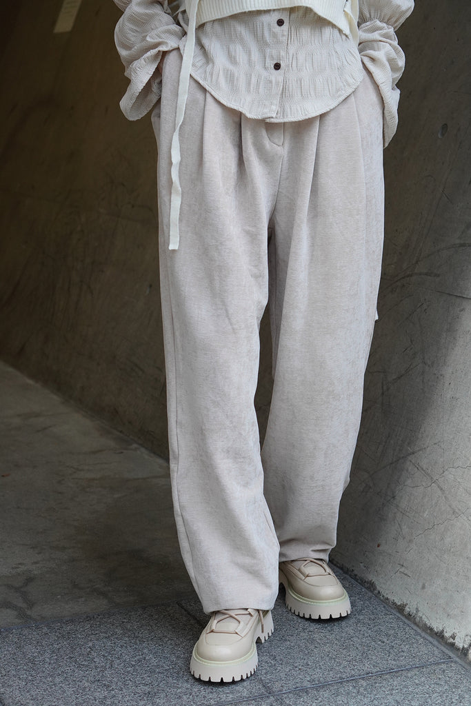 スペシャルショップ solov SOLOV VELOUR FREAK TUCK PANTS 大人気 - パンツ