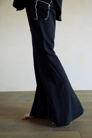 DUAL FLARE PANTS（6/19発売）