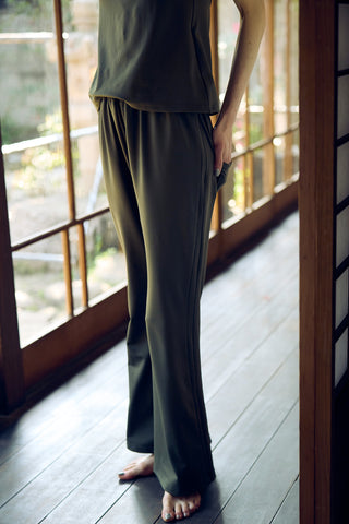 《予約》DAY & SWIM FLARE PANTS
