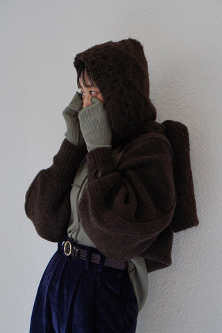 VIVI ARAN KNIT MUFFLER