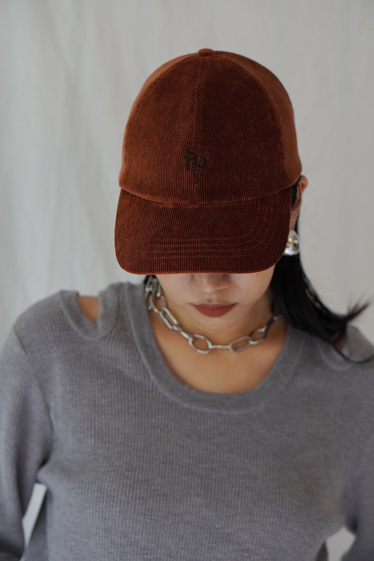 VELOUR BASEBALL CAP