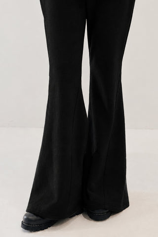 《予約》SHIFT FLARE PANTS
