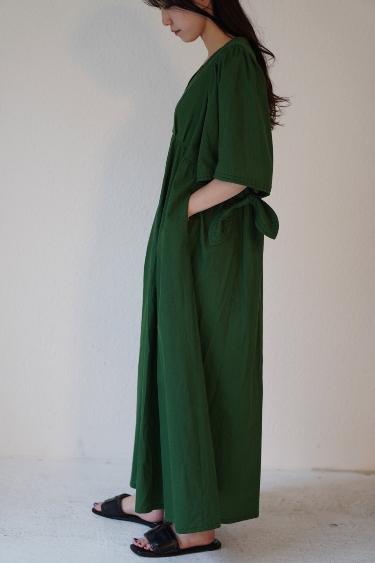 【最終お値下げ】Solov LINEN KNOT DRESS ワンピース 最終お値下げSolov LINEN KNOT DRESS ワンピース