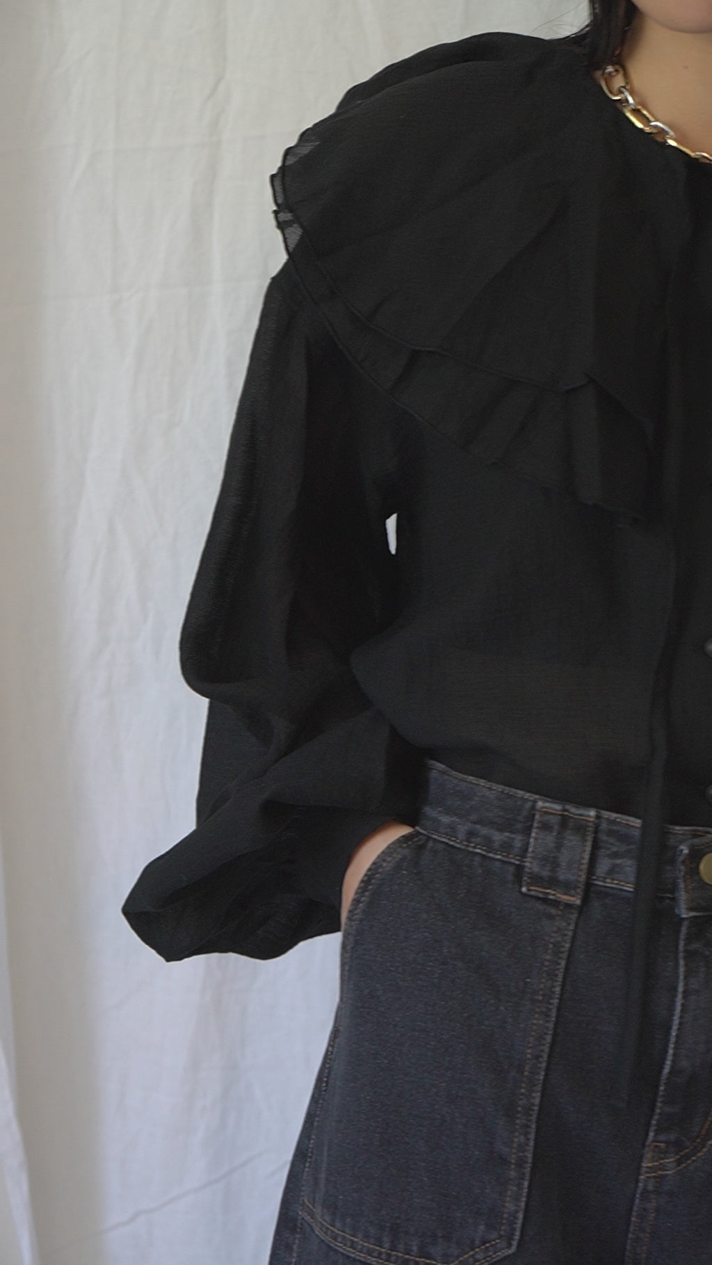 LAYERED FRILL BLOUSE– SOLOV